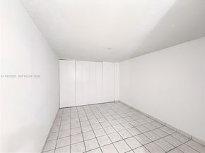 19761 SW 114th Ave 338, Miami FL 33157