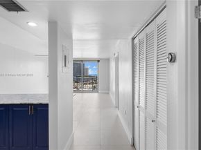 6900 Bay Dr 11E, Miami Beach FL 33141