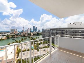 6900 Bay Dr 11E, Miami Beach FL 33141
