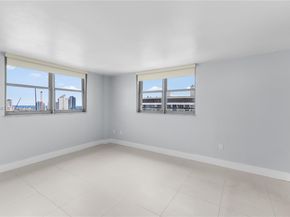 6900 Bay Dr 11E, Miami Beach FL 33141