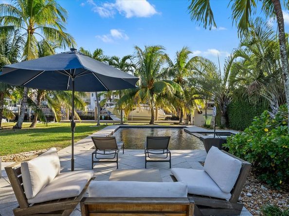 2104 NE 124th St, North Miami FL 33181