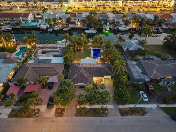 2104 NE 124th St, North Miami FL 33181