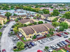 15460 SW 82nd Ln 403, Miami FL 33193
