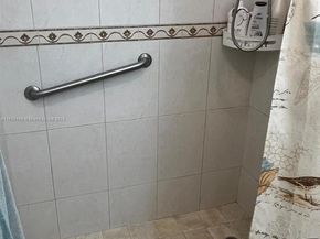 440 E 23rd St 1404, Hialeah FL 33013