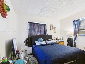 2707 NW 13th St, Fort Lauderdale FL 33311