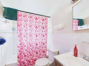 2707 NW 13th St, Fort Lauderdale FL 33311