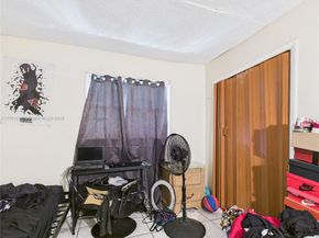 2707 NW 13th St, Fort Lauderdale FL 33311