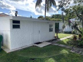 61 NW 53rd St, Miami FL 33127