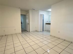 9857 SW 7th St, Miami FL 33174