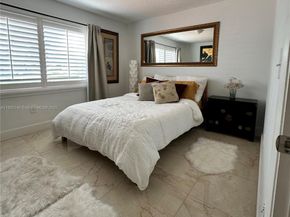 9857 SW 7th St, Miami FL 33174