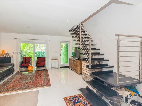798 Crandon Blvd 55B, Key Biscayne FL 33149