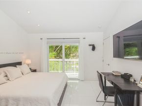 798 Crandon Blvd 55B, Key Biscayne FL 33149