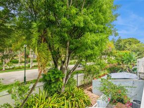798 Crandon Blvd 55B, Key Biscayne FL 33149