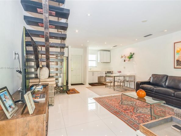 798 Crandon Blvd 55B, Key Biscayne FL 33149