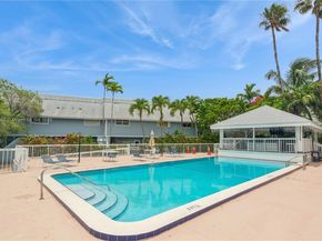 798 Crandon Blvd 55B, Key Biscayne FL 33149