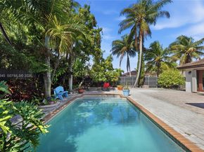 14386 SW 164th Ter, Miami FL 33177
