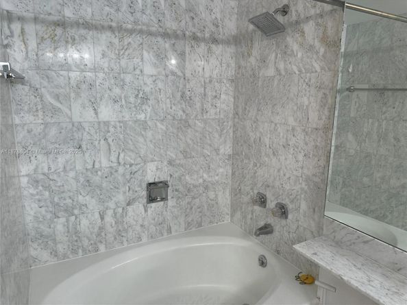 1541 Brickell Ave A3002, Miami FL 33129