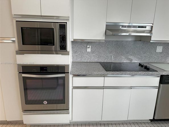 1541 Brickell Ave A3002, Miami FL 33129