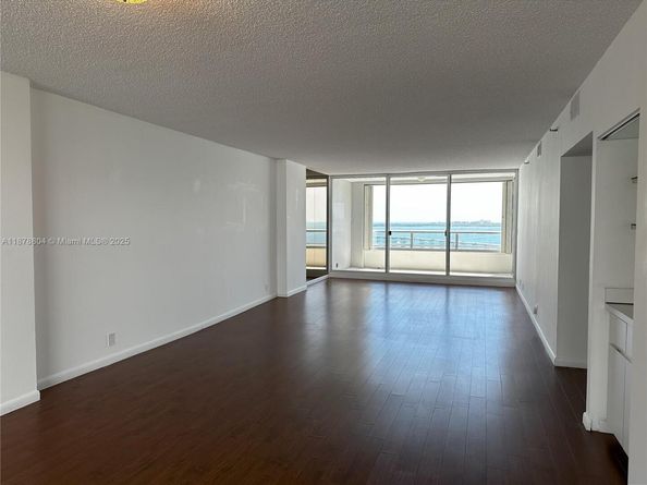 1541 Brickell Ave A3002, Miami FL 33129
