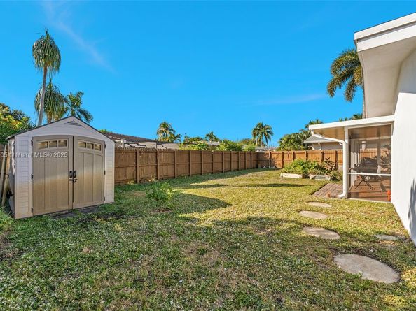 3166 NW 68th Ct, Fort Lauderdale FL 33309