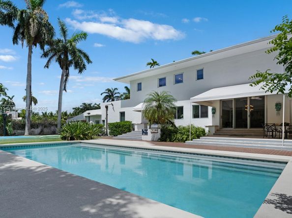 114 3rd San Marino Ter, Miami Beach FL 33139