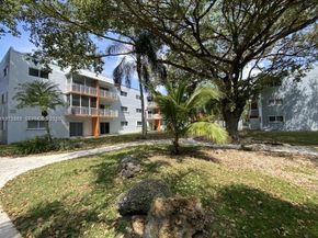 11307 SW 200th St B202, Miami FL 33157