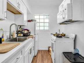 635 8th St 205, Miami Beach FL 33139