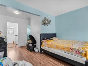 635 8th St 205, Miami Beach FL 33139