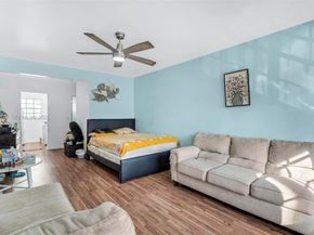 635 8th St 205, Miami Beach FL 33139