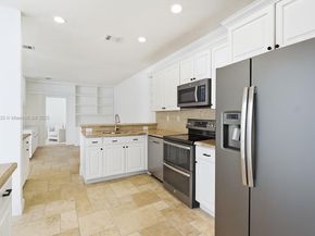 3625 Murano Dr, Hollywood FL 33021