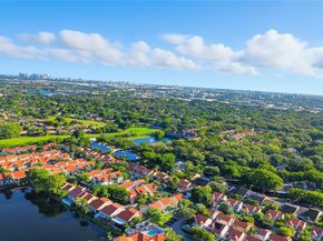 3625 Murano Dr, Hollywood FL 33021
