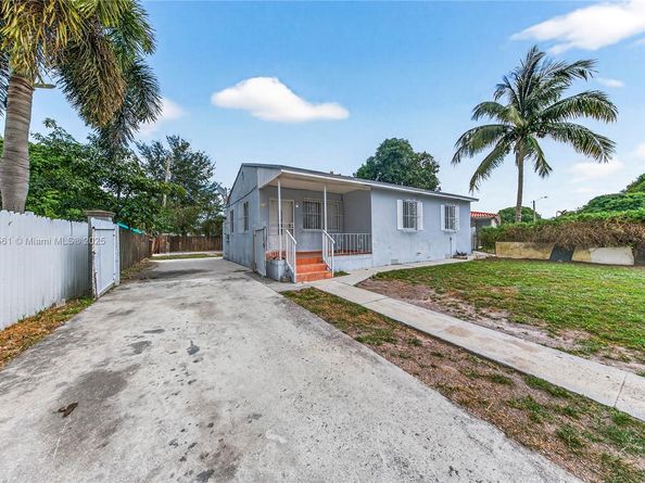 9125 NW 33rd Ct Rd, Miami FL 33147