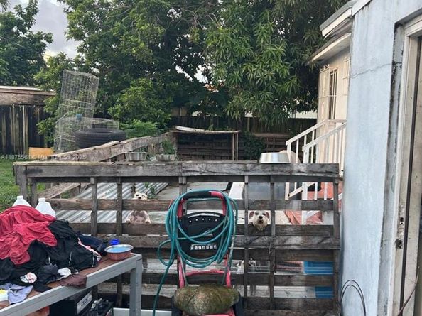 9125 NW 33rd Ct Rd, Miami FL 33147