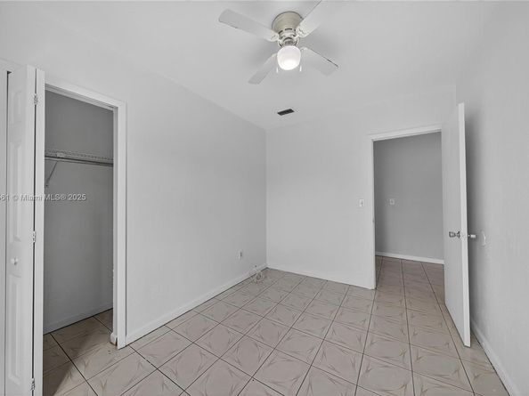 9125 NW 33rd Ct Rd, Miami FL 33147