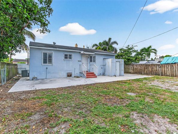 9125 NW 33rd Ct Rd, Miami FL 33147