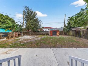 9125 NW 33rd Ct Rd, Miami FL 33147