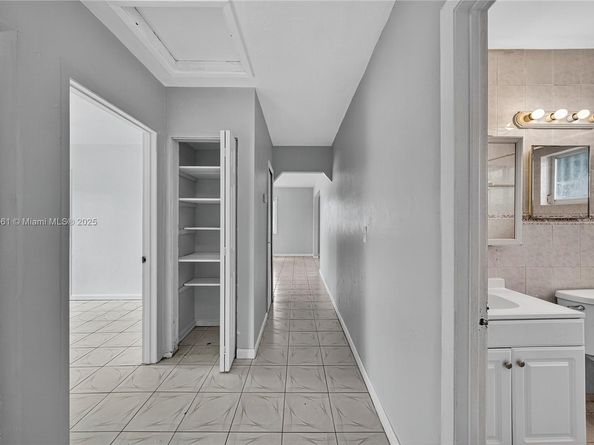 9125 NW 33rd Ct Rd, Miami FL 33147