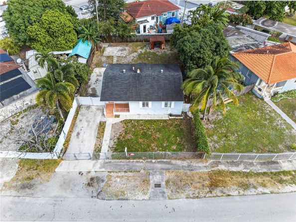 9125 NW 33rd Ct Rd, Miami FL 33147