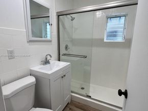14825 Garden Dr, Miami FL 33168