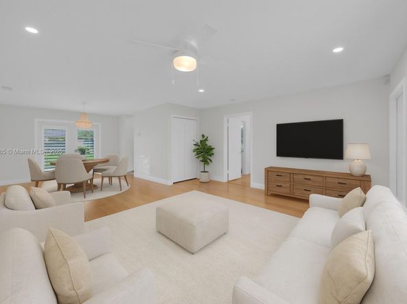 13232 SW 52nd Ter, Miami FL 33175