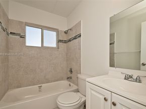 2330 NW 11th St 47, Miami FL 33125