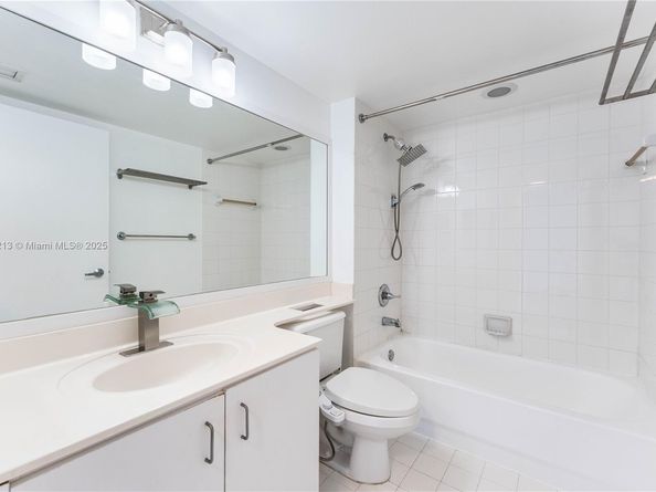 650 West Ave 2305, Miami Beach FL 33139