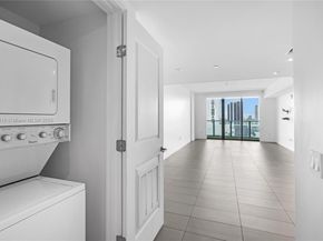 1600 NE 1st Ave 1402, Miami FL 33132