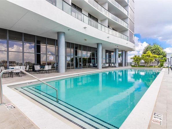 1600 NE 1st Ave 1402, Miami FL 33132