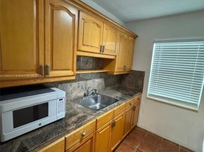 1610 Michigan Ave 6, Miami Beach FL 33139