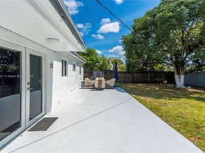 330 N 70th Ave, Hollywood FL 33024