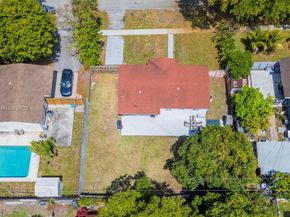 330 N 70th Ave, Hollywood FL 33024