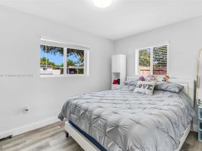 330 N 70th Ave, Hollywood FL 33024