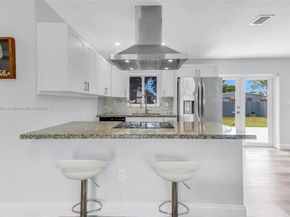 330 N 70th Ave, Hollywood FL 33024