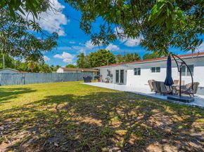 330 N 70th Ave, Hollywood FL 33024